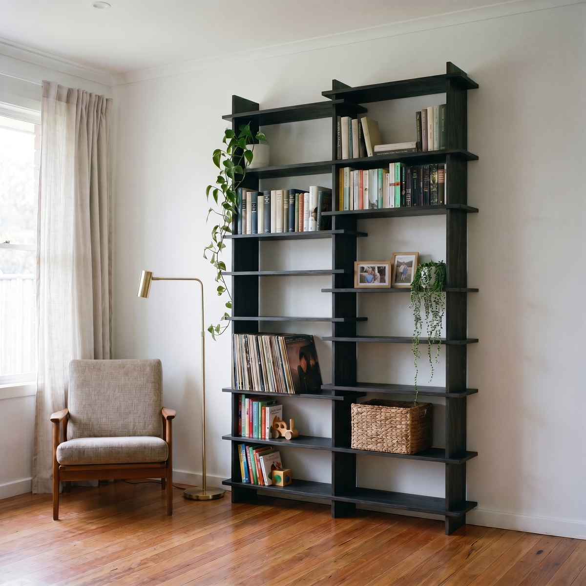 The Shelves 3UR