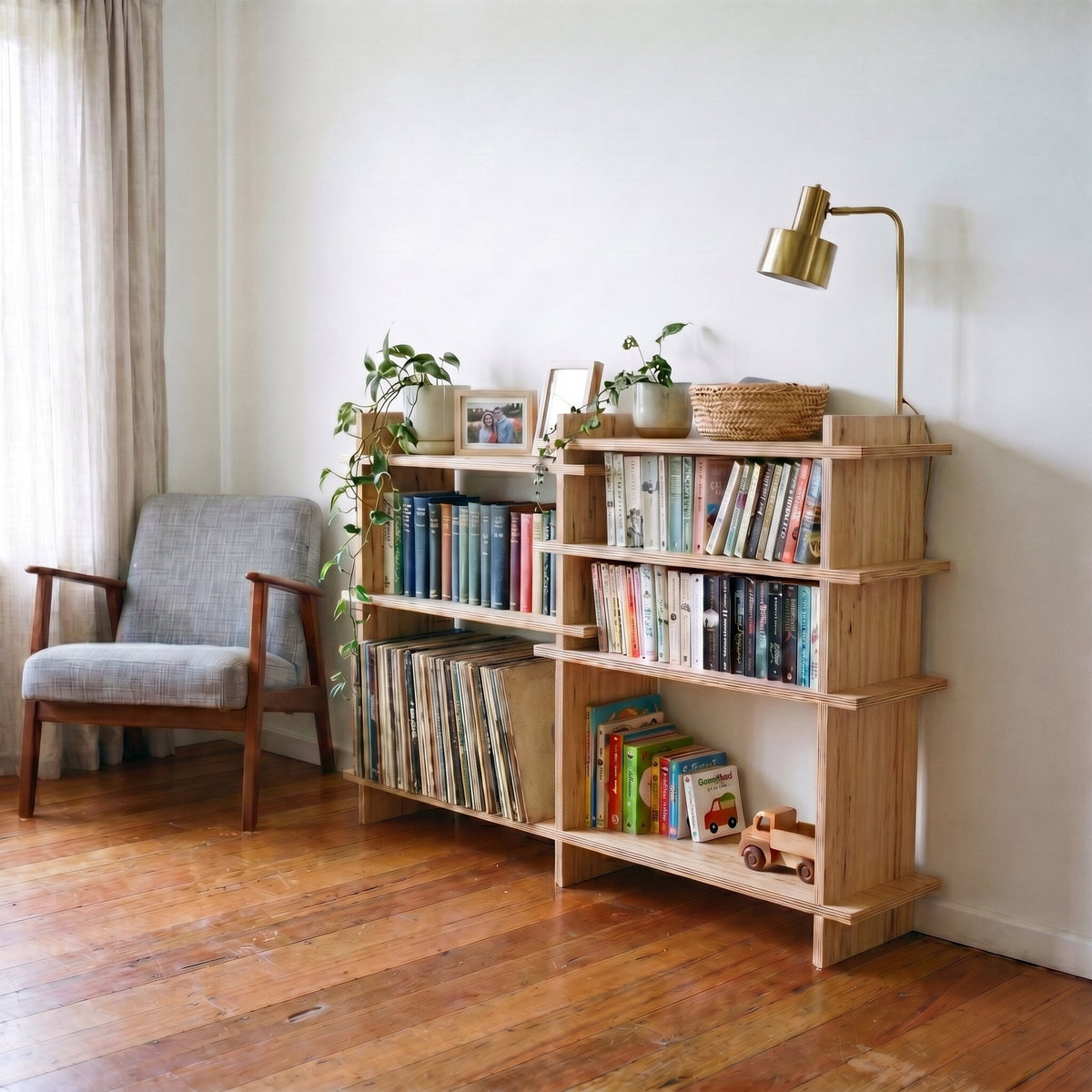 The Shelves 3UR Short