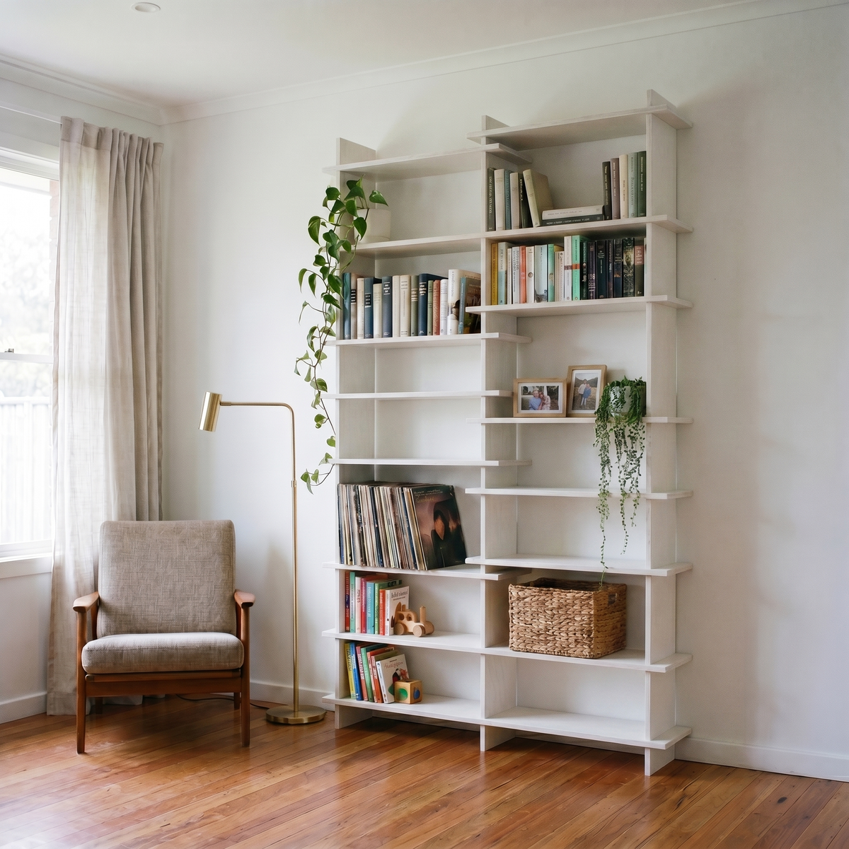 The Shelves 3UR